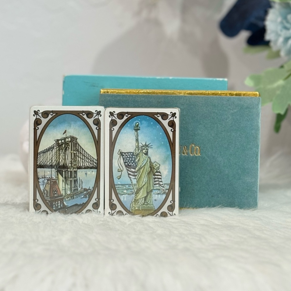✨FREE GIVEAWAY✨Tiffany & Co. Statue Of Liberty & Brooklyn Bridge Playing Card